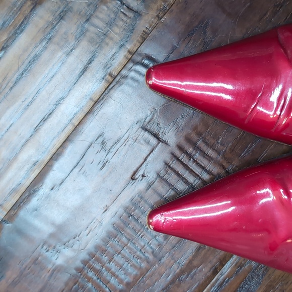 Stuart Weitzman red pumps size 8 - Picture 11 of 11